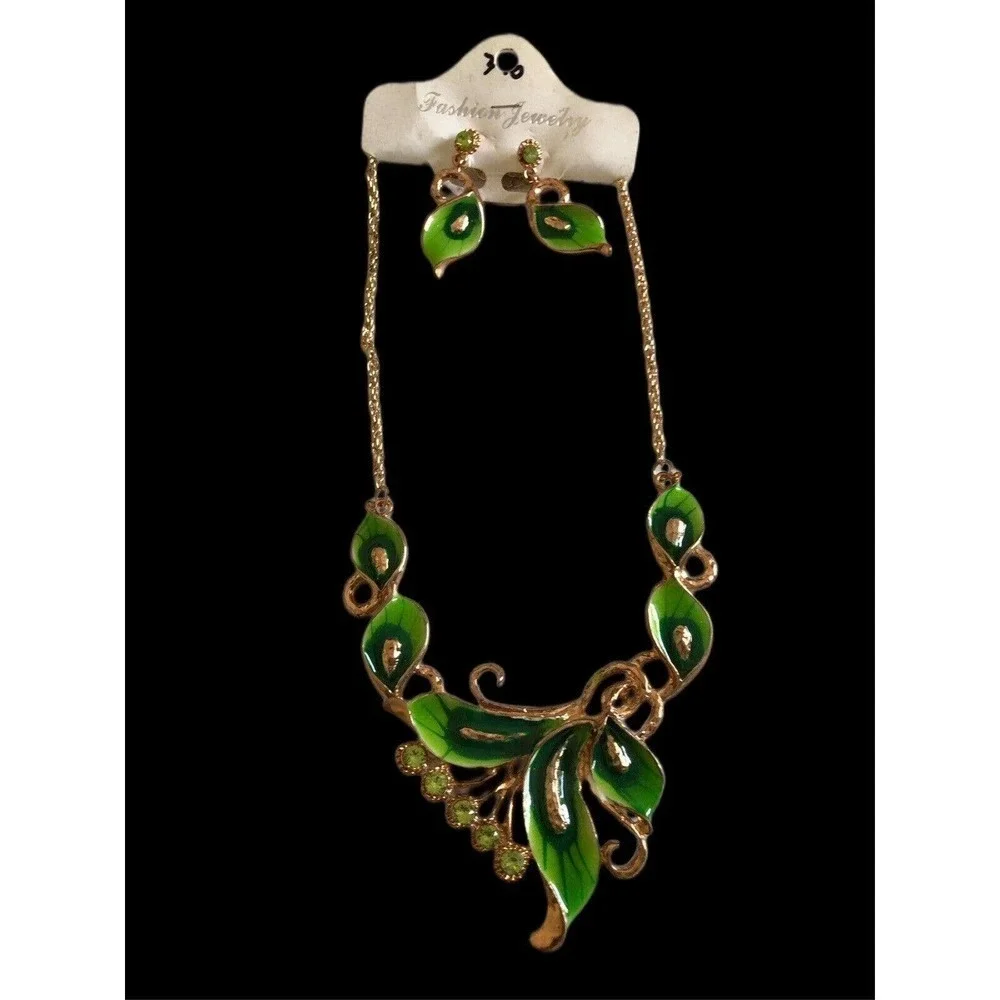 Premium Enamel Crystal Sparkling Necklace & Earring Women Fashion Jewellery Set